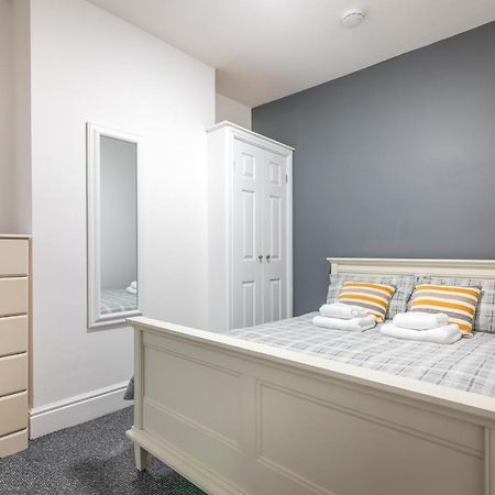 Platform Port Area Apartment 2 With Free Street Parking Kingston upon Hull Buitenkant foto