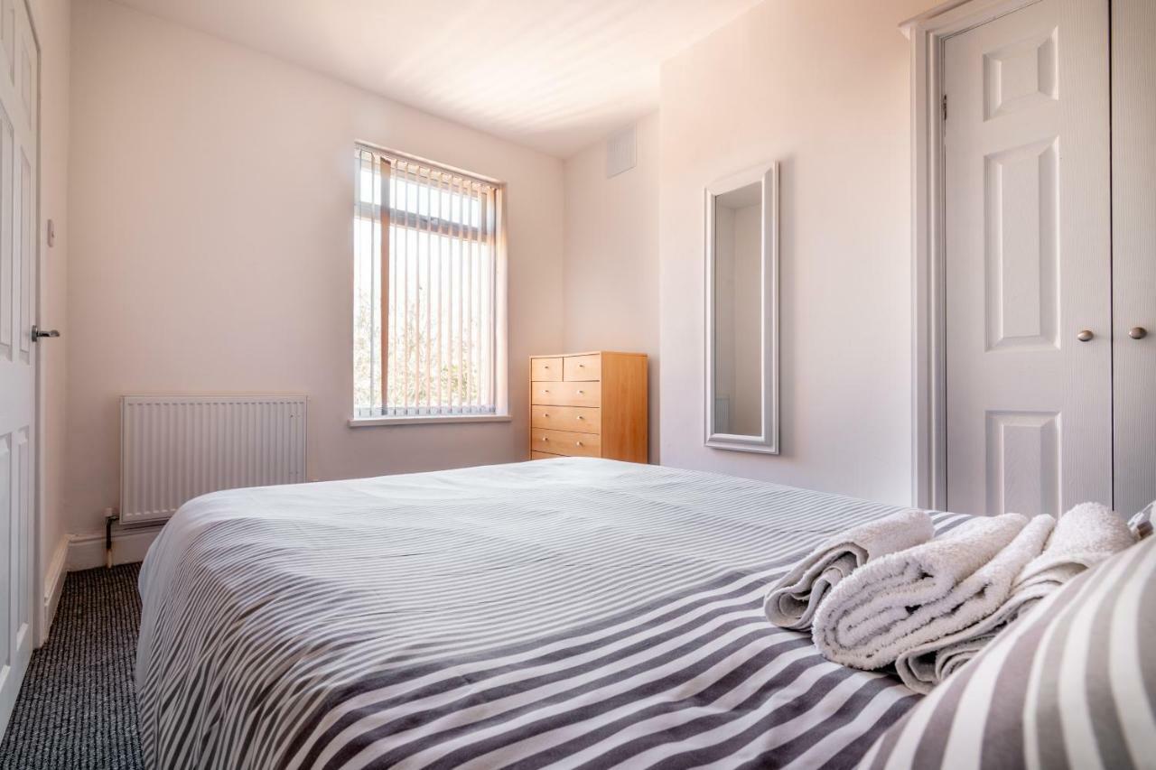 Platform Port Area Apartment 2 With Free Street Parking Kingston upon Hull Buitenkant foto